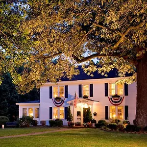 Bed & Breakfast A White House